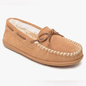 Minnetonka Women’s Suede Moccasin‎ Indoor/Outdoor Slippers Faux Fur Lining 5 NWT